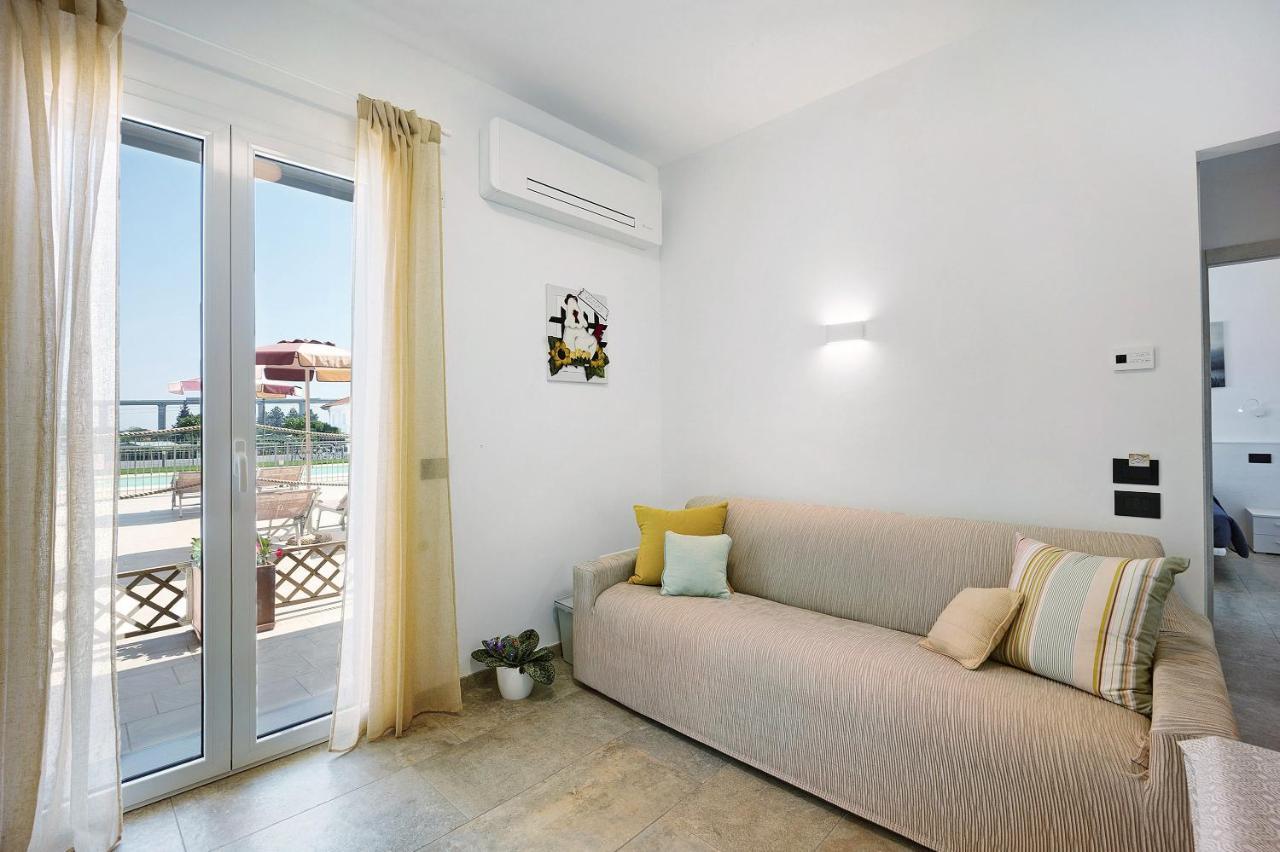 Antichi Ricordi - Il Pollaio Apartment Molino Nuovo  Luaran gambar